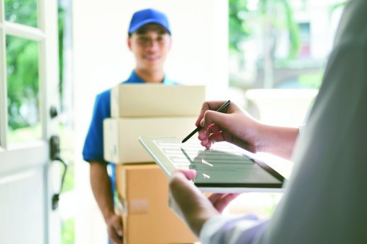 Home delivery_iStock-891482746.jpg