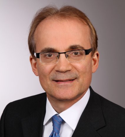 Prof. Dr. Werner Hoffmann_z.jpg