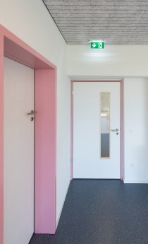 Küffner Fingerschutztüren - Kita Gaiberg 8848.jpg