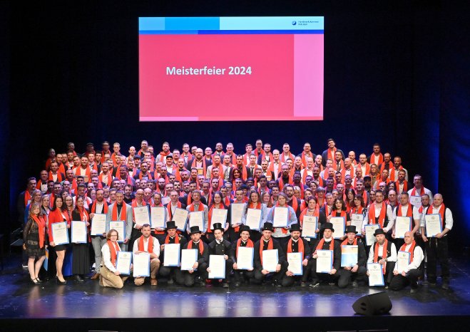 Meisterfeier Gruppenfoto 2024.jpg