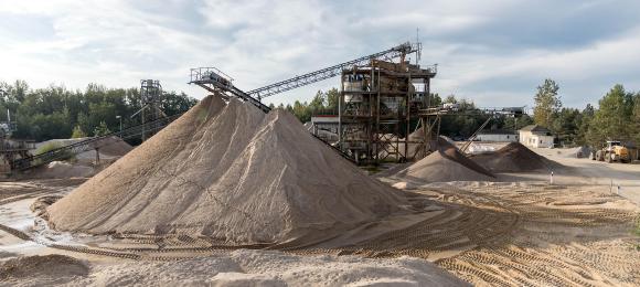 Etwa 300.000 Tonnen Sand und Kies werden bei der Hülskens Liebersee GmbH & Co. KG pro Jahr verkauft.