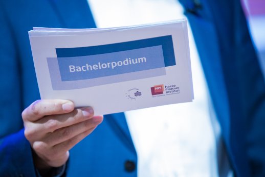 Bachelorpodium_2020_HPI.jpg