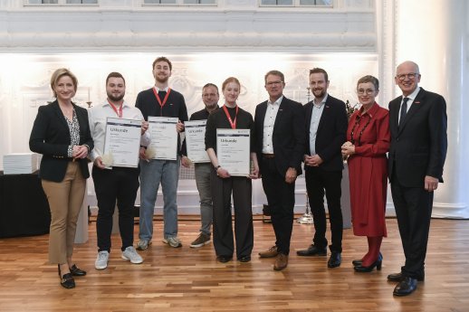 PM 27_25 Bild 1_Landessieger_innen Freiburg - KD Busch.jpg