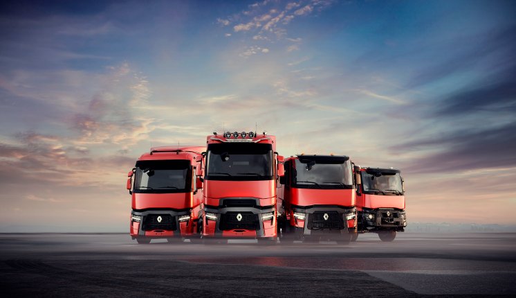 Renault-Trucks-Evolution-Range-2021.png