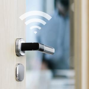 Auch in bestehenden Türen lässt sich die designorientierte Lösung von ASSA ABLOY einfach nachrüsten. Foto: ASSA ABLOY Sicherheitstechnik GmbH