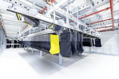 Automatisierte Taschensorter-Systeme, wie der SSI Carrier, können eingesetzt werden, um die Vorteile von effizienten Kommissionierprozessen zu nutzen