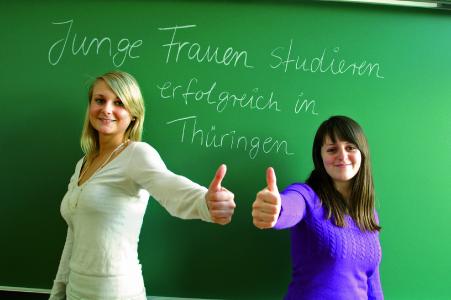 Mädchen kennenlernen studium Mit russischen Frauen chatten, kennenlernen und heiraten