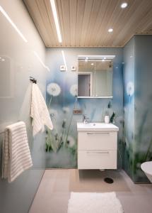 Modernes Baddesign mit Pilkington OptiShower™