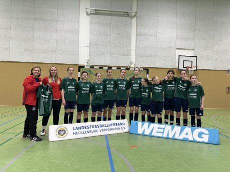 PM_WE25_02_WEMAG-trikots-perspektivteam-zarrentin.jpg