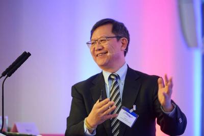 Keynote Willy Lin, Member of the Hong Kong Logistics Development Council, Managing Director of Milo’s Knitwear (International) Ltd and Milo’s Manufacturing Co Ltd, zum Thema "Was ist die neue Seidenstraße? Wie ändert sie die globalen Supply Chains?"