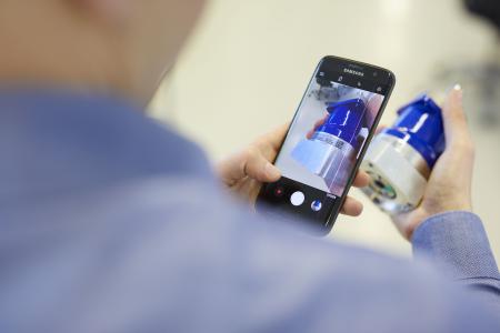 Products and drive solutions from WITTENSTEIN are increasingly smart and regularly expanded with suitable digital services for the Internet of Things and the cloud / Pictures: WITTENSTEIN SE