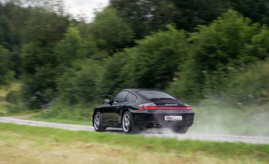 KW_V3_Safari_Style_Porsche_911_996_Fahraufnahme_003.jpg