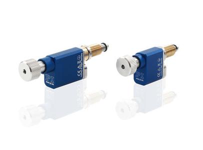 Langzeitstabile Positionierung in geregeltem Betrieb: N-472 PiezoMike Linearaktor mit inkrementellem Encoder