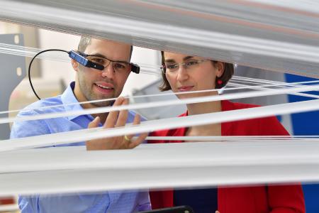 Die Textil vernetzt-Fachtagung am 9. September 2020 zeigte auf wie Digitalisierung und KI die Vernetzung der Produktion ermöglichen.