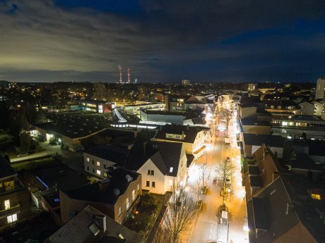 Straßenbeleuchtung.jpg
