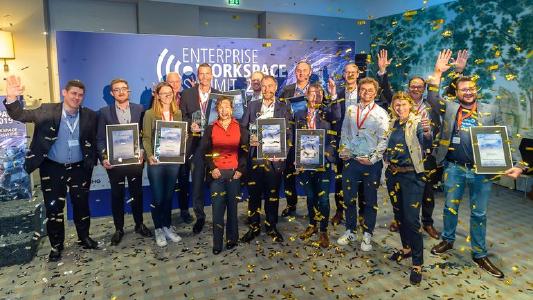 Gewinner des Enterprise Workspace Awards 2019 mit der ersten deutschen ISS-Astronautin Suzanna Randall (Mitte), Fotograf: Marko Kovic - Bildnachweis: Marko’s Photography