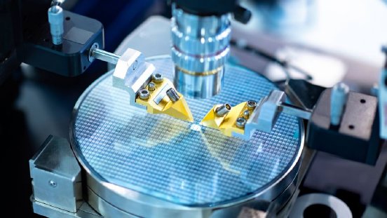 chip-production-promotional-image-rohde-schwarz_200_62363_960_540_5.jpg