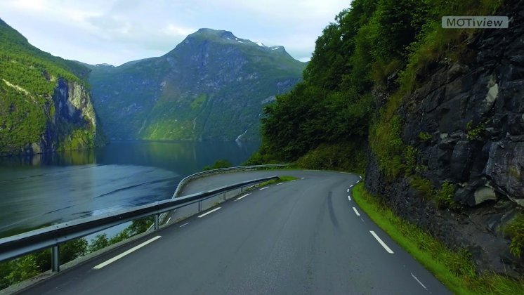 04_Beim Training genießen Patienten die Fahrt entlang des bekannten Geirangerfjord in Norwegen.jpg