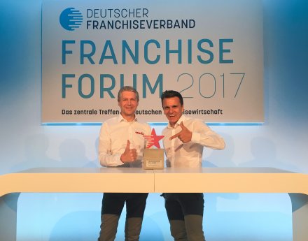 enerix_Franchisegeber-des-Jahres-2017-Award_3.jpg