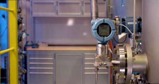 emersons-new-pressure-transmitter-delivers-increased-performance-flexibility-operational-insight.jpg