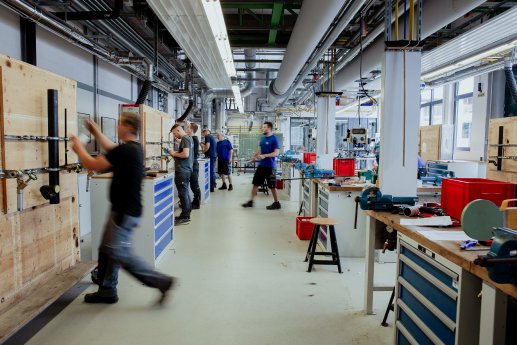 PM 15_25 Bild 3 Gewerbe Akademie Schopfheim Werkstatt.jpg