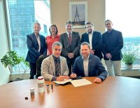 Unterzeichnung der Vereinbarung zwischen dem Hafen Saguenay und First Phosphate in Montreal in den Räumlichkeiten der Wallonia Export & Investment Agency
