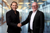 Co-CEO Michael Zitz with outgoing Co-CEO Lars Landwehrkamp