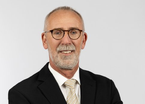 Dipl.Ing. Dietmar Rosenau_Adams Group.jpg