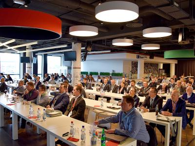 The presentations of the Industry Forum are becoming increasingly popular