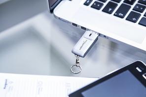 KOBIL mIDentity mini sichert Authentifikation und Kommunikation im Internet ab
