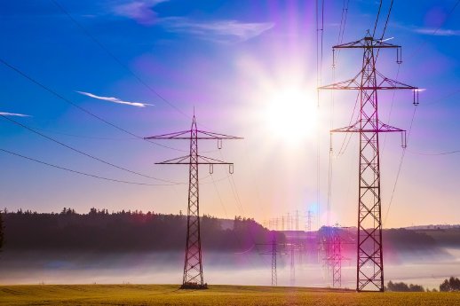 electricity-pylons-503934_1280.jpg