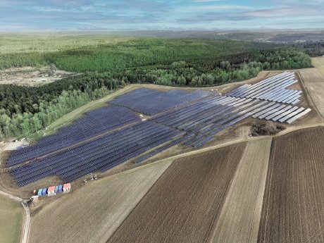 20240930_Bild_EnBW-Solarpark_Schwaigern_HÖRMANN_Kommunikation_Netze_GmbH.jpg