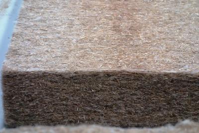 Natürlich von INTHERMO: Klima-Hanf in Form von Dämmmatten eignet sich ideal zum Auskleiden der Wand-, Decken- und Dachgefache im Holzrahmen- und Holzfertigbau (Foto: Achim Zielke für INTHERMO, Ober-Ramstadt; www.inthermo.de)