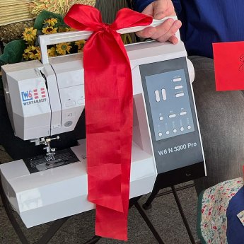 naehmaschine-als-geschenk.jpg