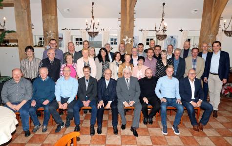 Remmers ehrte Jubilare und Ruheständler im Landhaus Lastrup / Bildquelle: Remmers, Löningen