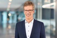 Dr. Bernhard Trilken, Leiter Produktion und Logistik des Reifenbereichs von Continental
