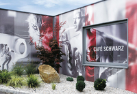 In kürzester Zeit werden Fassaden mit Capatect PhotoVision zu einem sehenswerten Unikat. Das Straßenbild lässt sich gekonnt akzentuieren oder gezielt beleben – je nachdem, wie es zur Umgebung passt. Der individuellen Gestaltung sind keine G