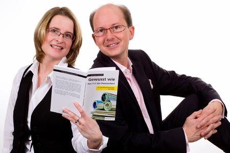 Leonie Walter und Markus Walter, die Autoren von "Gewusst wie - Das 1x1 der Pressearbeit"