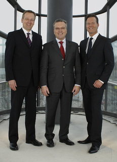 Der Vorstand der WILO SE (von links nach rechts): Dr. Holger Krasmann, Vorstand für Technik und Produktion, Dr. Thomas Schweisfurth (Sprecher des Vorstands), Oliver Hermes (Vorstand Finanzen, Controlling und Personal)
