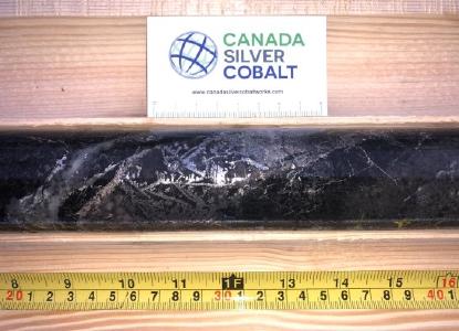 Hochgradige, sichtbare Silbervererzung; Foto: Canada Silver Cobalt Works