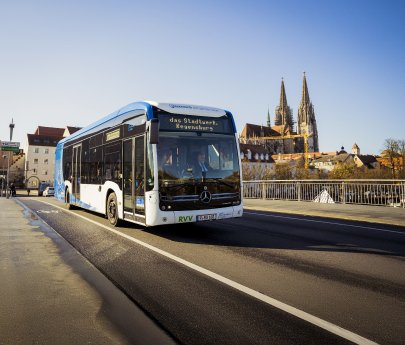 simongehr_dasstadtwerk_bus-110_hoeher_opt.jpg