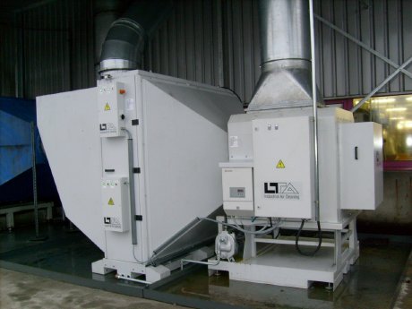 AC 20001 mit Stutzen, Gebläse + Pumpe_1.jpg