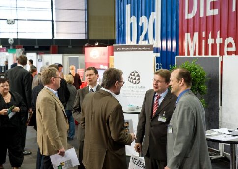 3679_DSC_4291_BuLi2010_Aussteller4_kl_JR.jpg