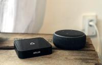 SELVE Home zeigt sich äußerst flexibel – die kleine Box macht ebenso die Steuerung des Hauses mit dem Sprachassistent Amazon Alexa möglich: bei dem Befehl, 