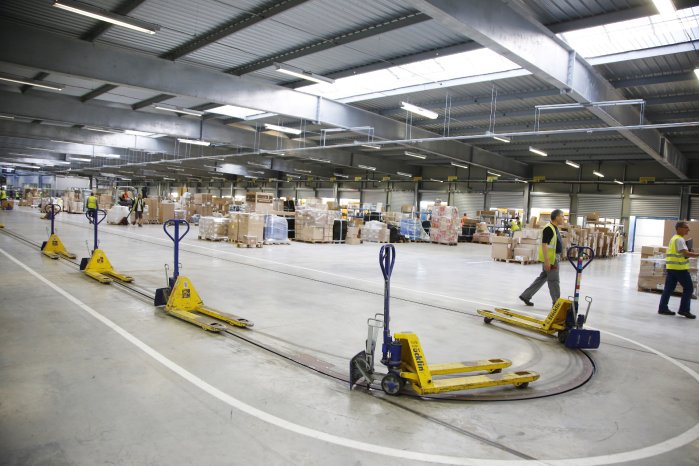 Bild 3. Unterflurkettenanlage.Quelle Geodis.jpg