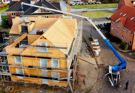 Böcker Krantage 2015: In praxisnahen Anwendervorführungen werden die unterschiedlichen Krane mit ihren Funktionen und Einsatzgebieten erklärt und präsentiert (Foto: Böcker Maschinenwerke, Werne)