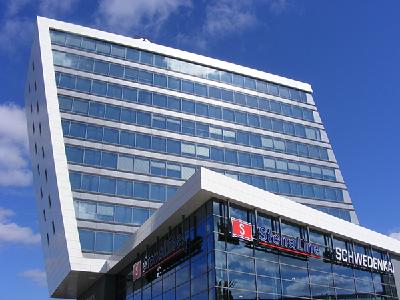 Der moderne Schwedenkai, der erst 2010 fertig gestellt wurde und 3.000 Reisende auf einer Fläche von 64.000 qm aufnehmen kann.