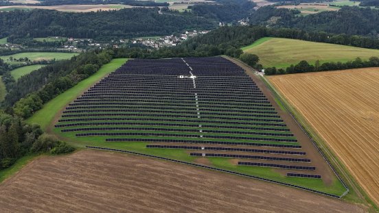 Next2Sun Vertikale Anlage Löffingen.jpg