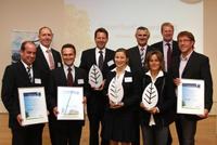 Freuen sich gemeinsam über die innovativsten Flottenprojekte: Michael Lohmeier, Deutsche Post DHL; Hans-Dieter-Epplen, Ralf Kienzle und Achim Vogel, Paul Hartmann AG; Katharina Tomoff, Deutsche Post DHL, Horst Schneider, Vorstand MOBILITÄT TÜV SÜD AG, Mareike Wieben, IKEA Deutschland GmbH und Co. KG; Roland Vogt, Geschäftsführer FleetCompany; Torsten Lietz, IKEA Deutschland GmbH und Co. KG
