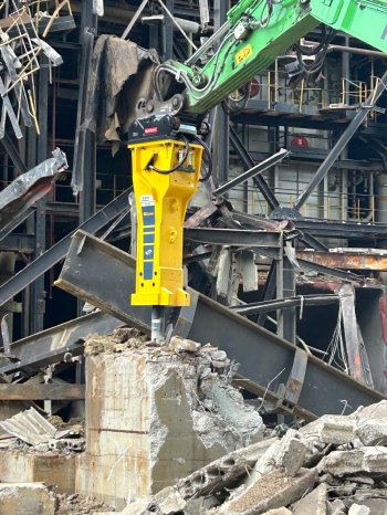 Epiroc HB 5800 Scholven 2.jpg